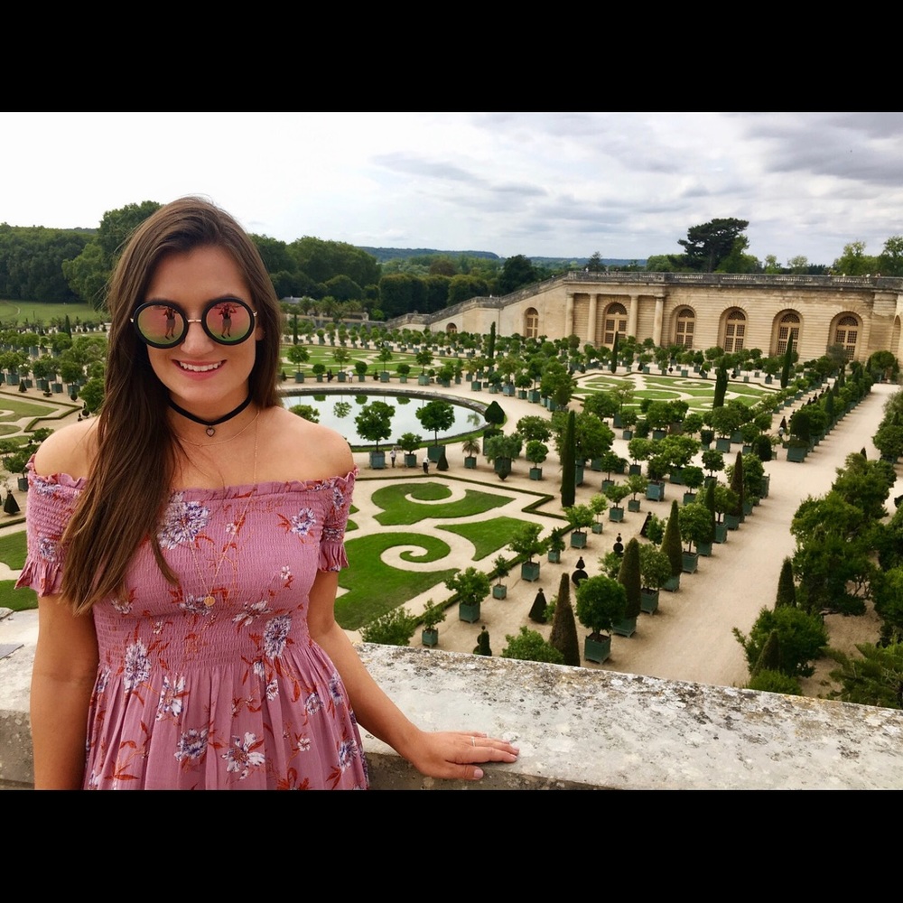 Meet your Posher, Rita